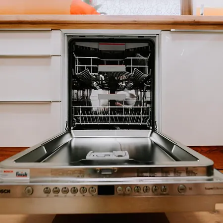 Apartamento Jutro With Free Private Parking-garage